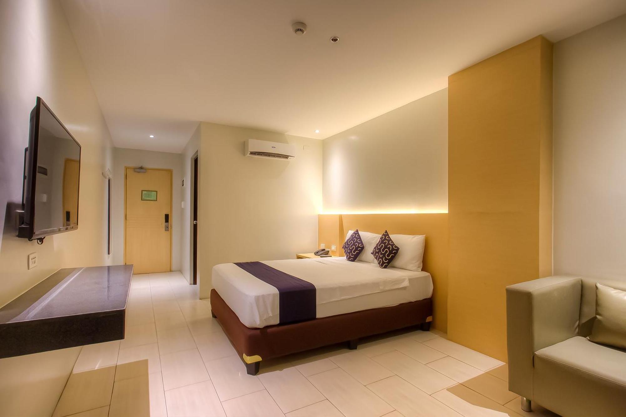 Capital O 827 Speciale Hotel Rosario  エクステリア 写真