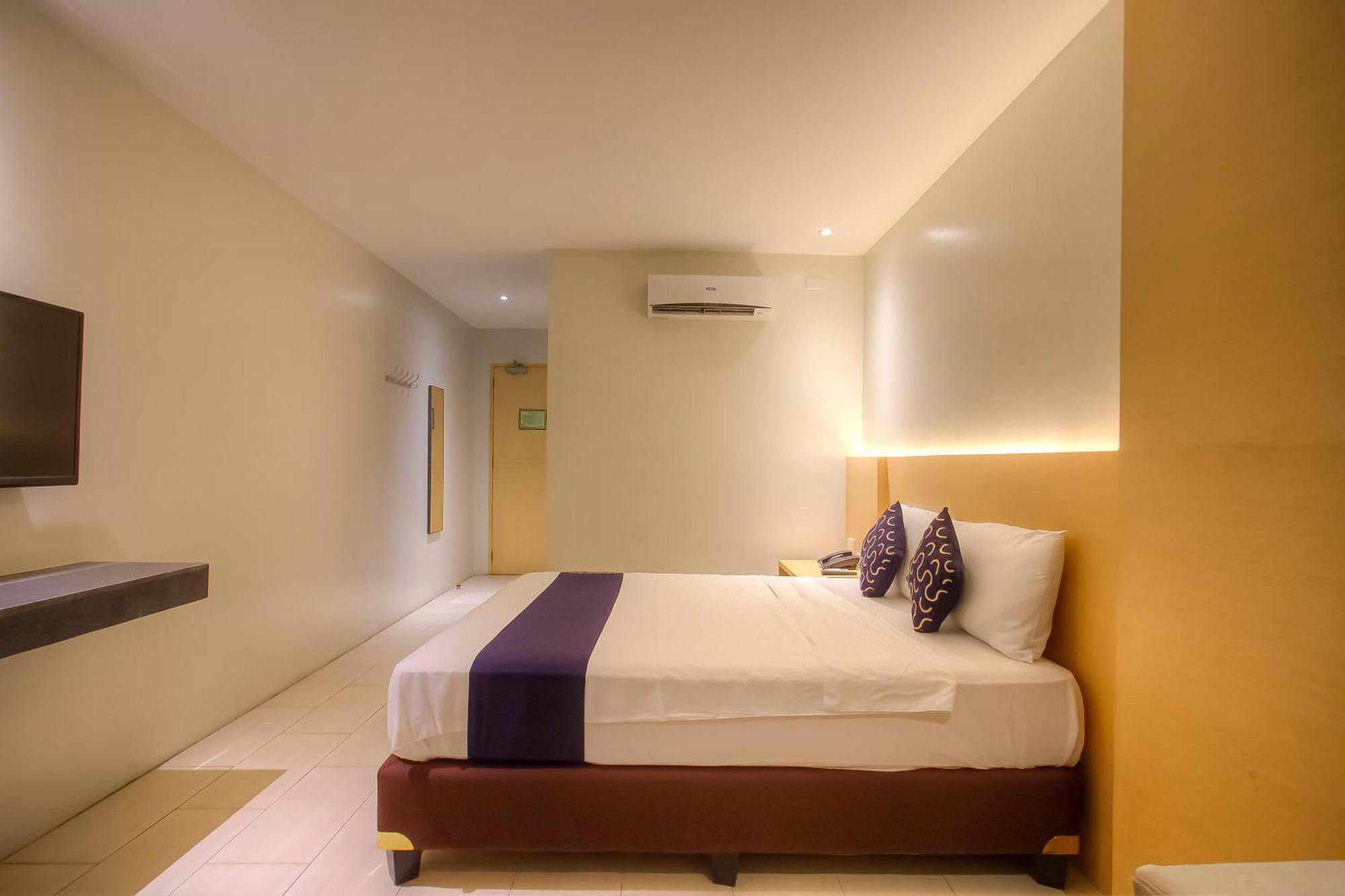 Capital O 827 Speciale Hotel Rosario  エクステリア 写真