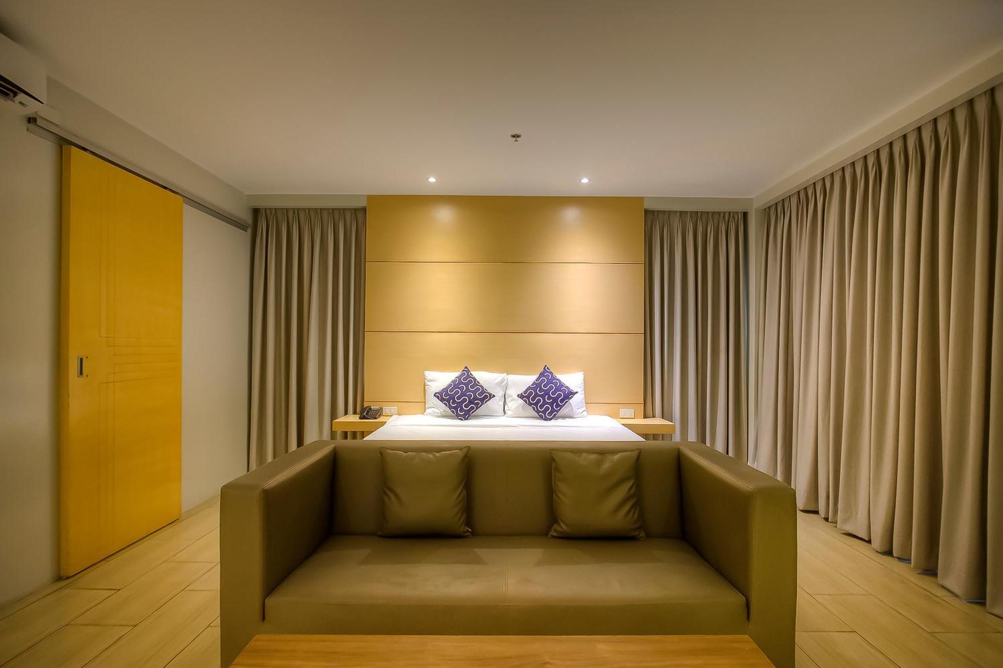 Capital O 827 Speciale Hotel Rosario  エクステリア 写真