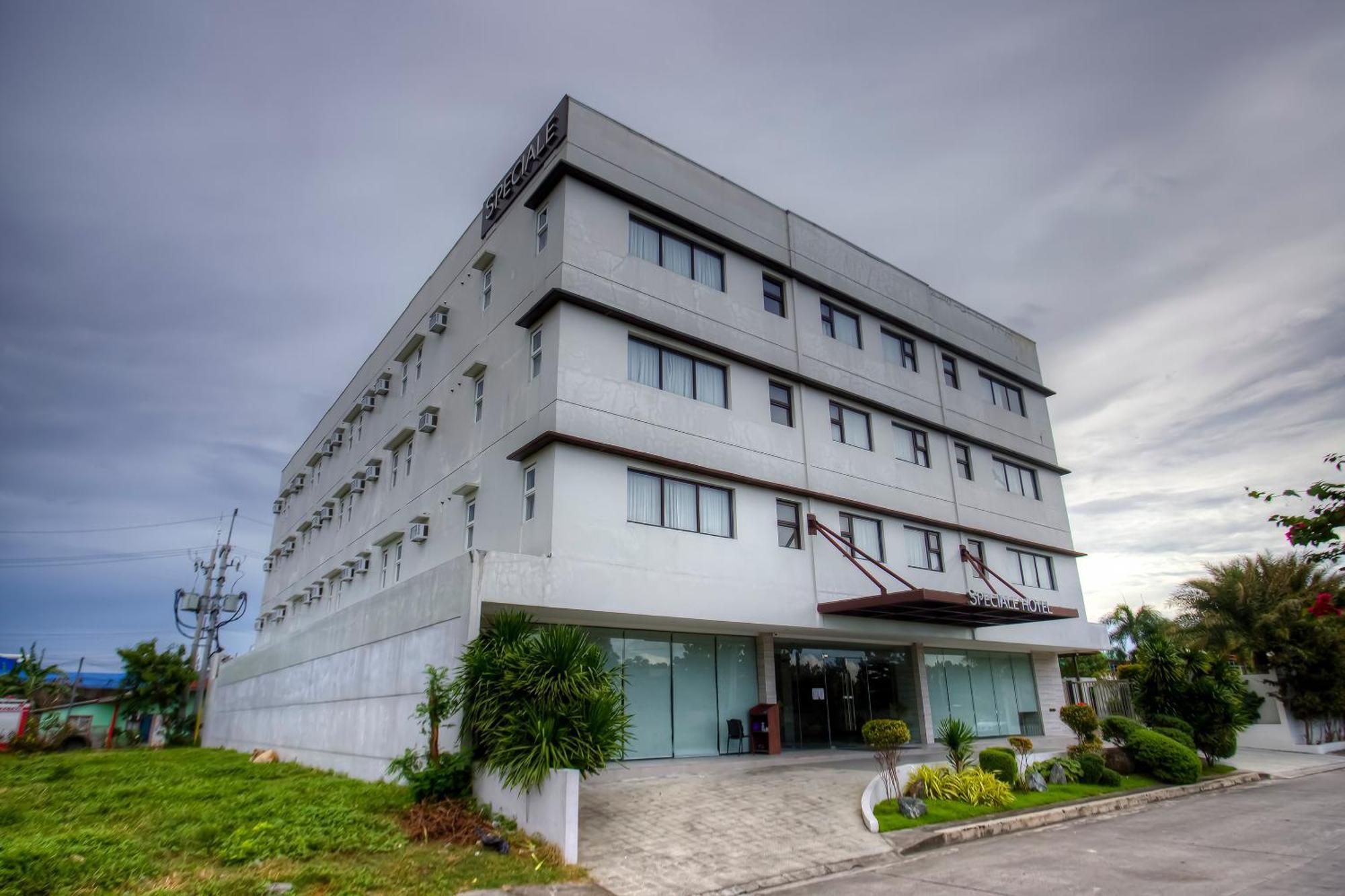 Capital O 827 Speciale Hotel Rosario  エクステリア 写真