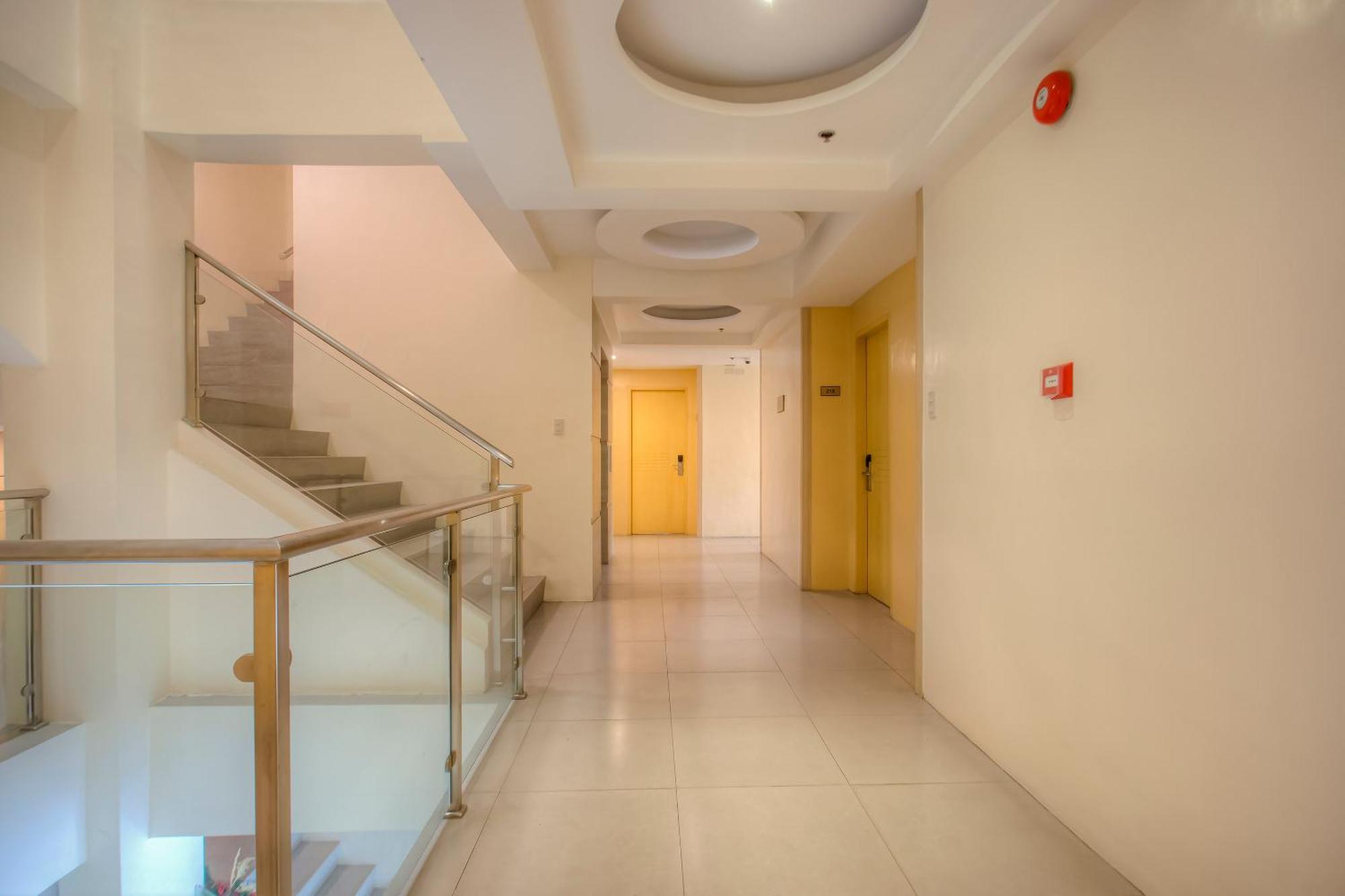 Capital O 827 Speciale Hotel Rosario  エクステリア 写真